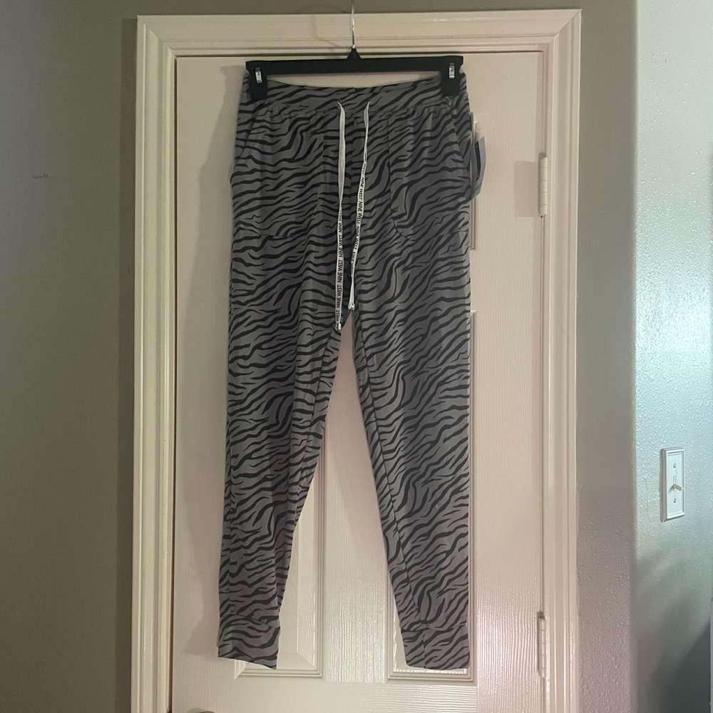 Nine West Animal Print Sleepwear